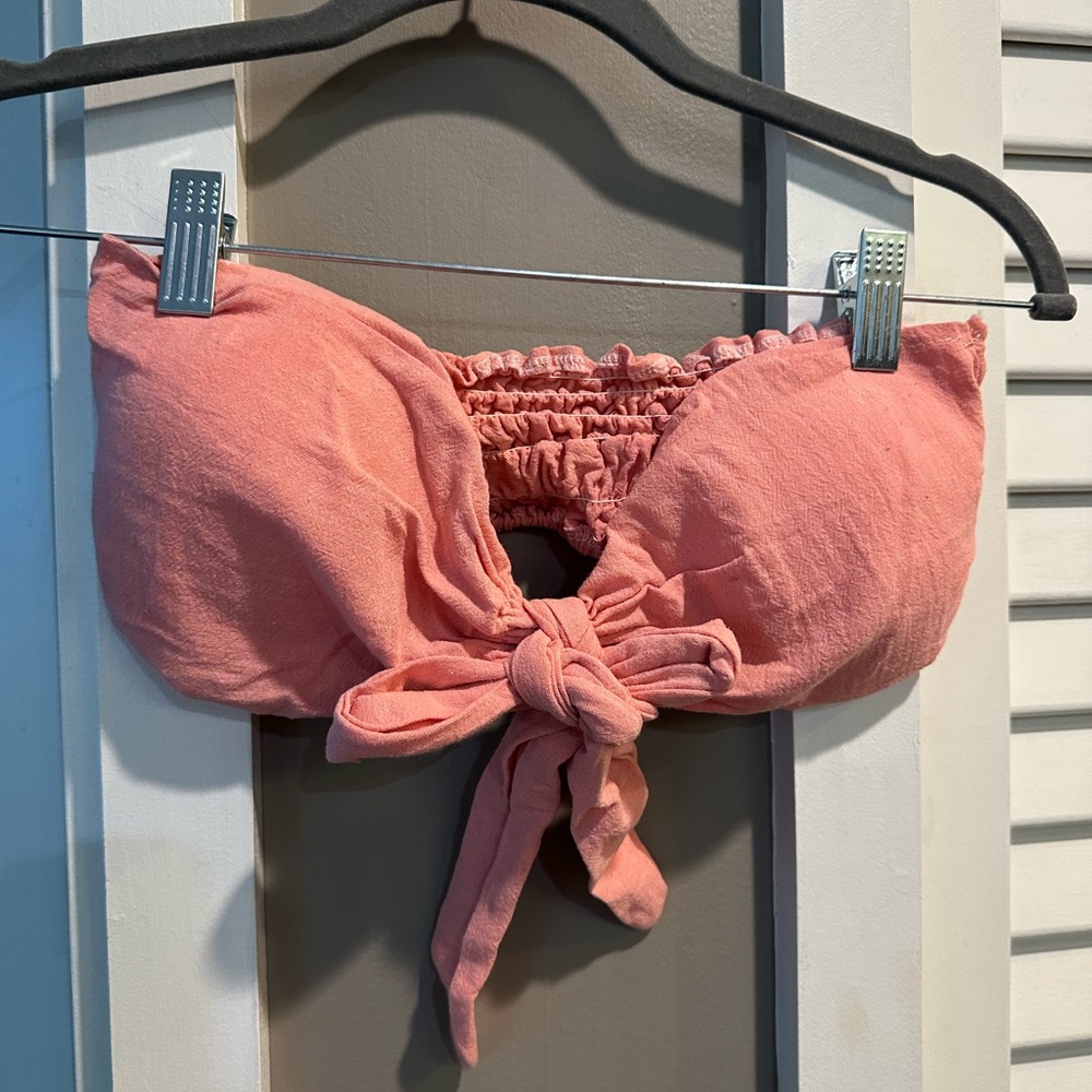 Pink bow crop top